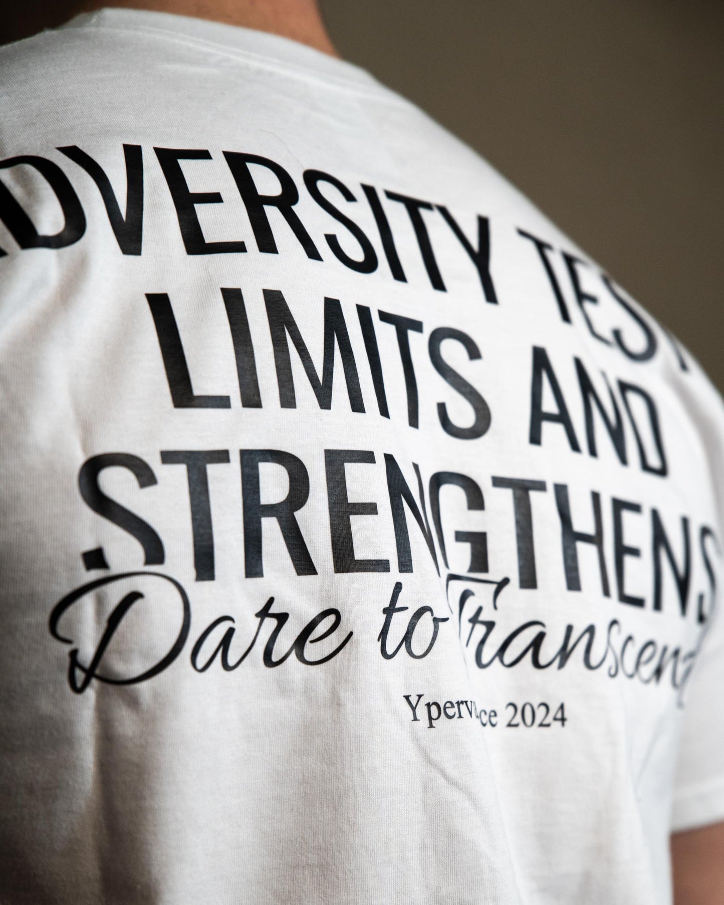 Camiseta ADVERSITY